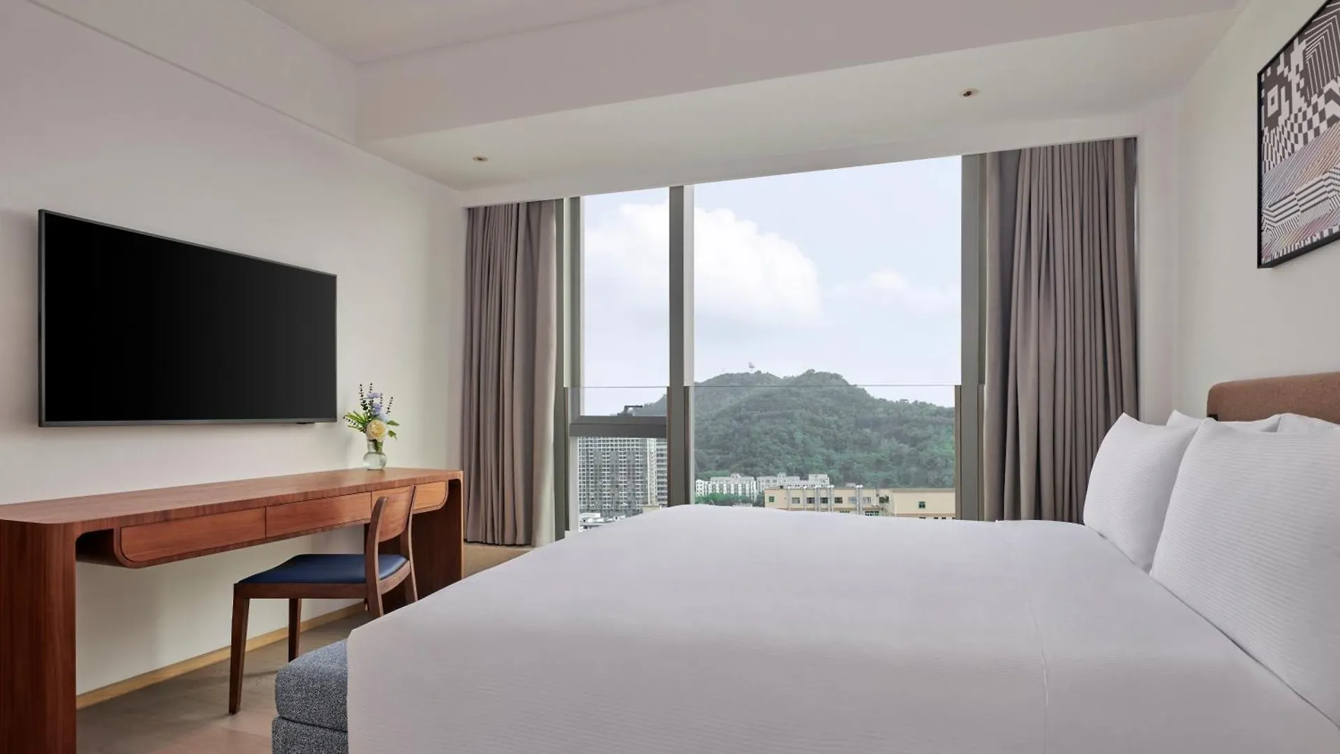 Doubletree By Hilton Shenzhen Airport Residences Hotel