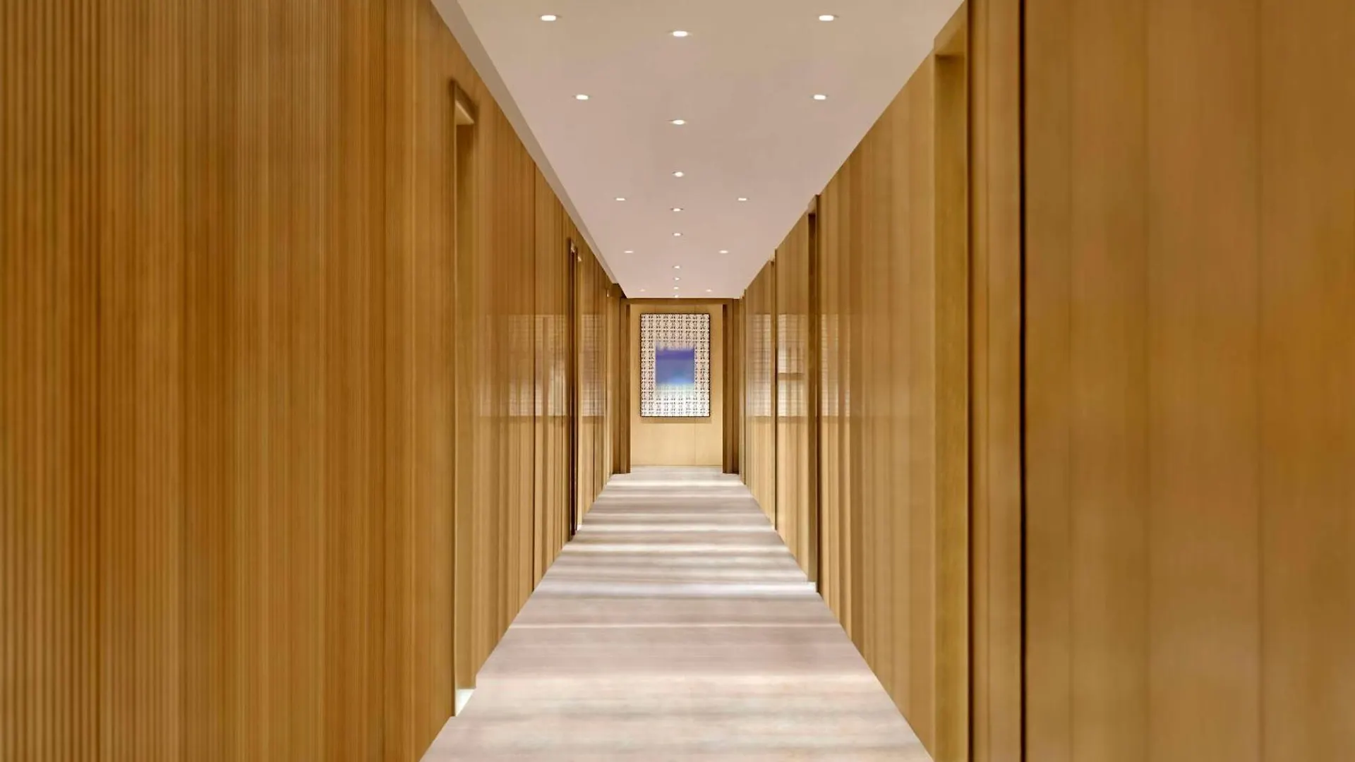 Doubletree By Hilton Shenzhen Airport Residences 5*,