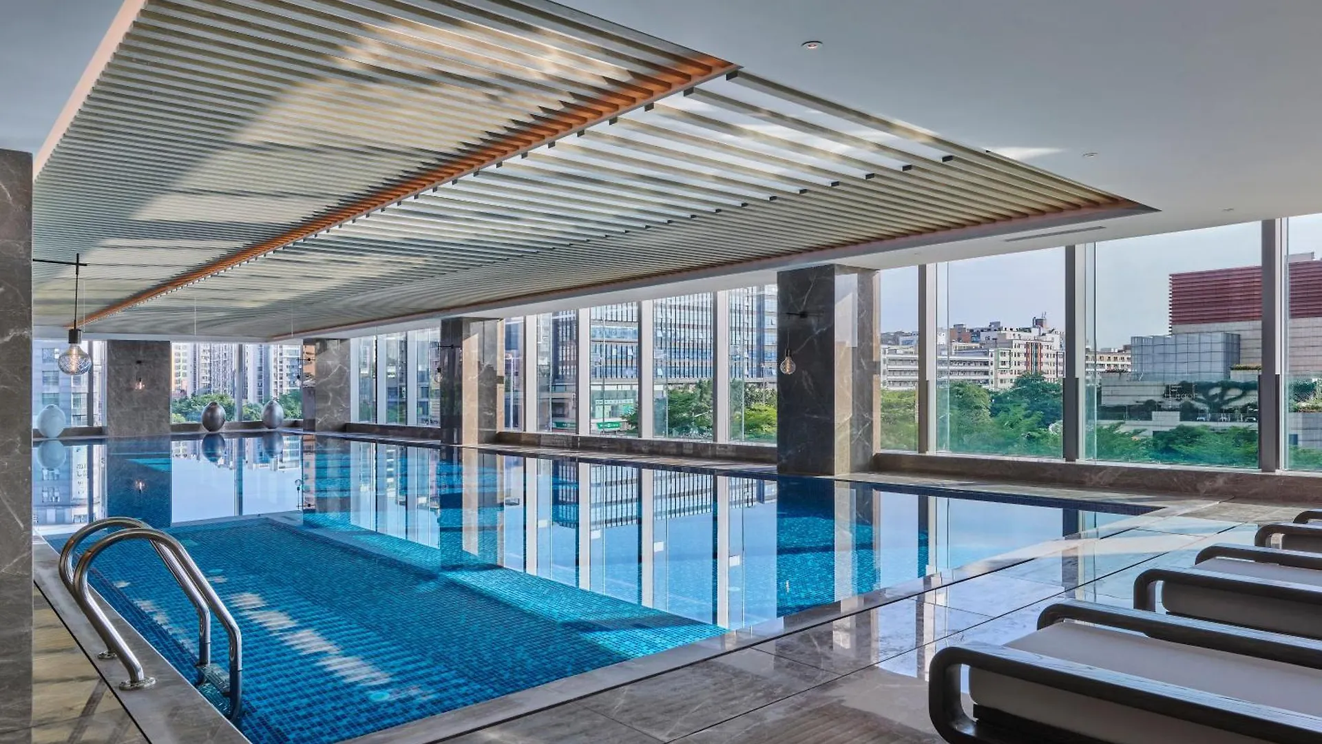 Doubletree By Hilton Shenzhen Airport Residences Hotel