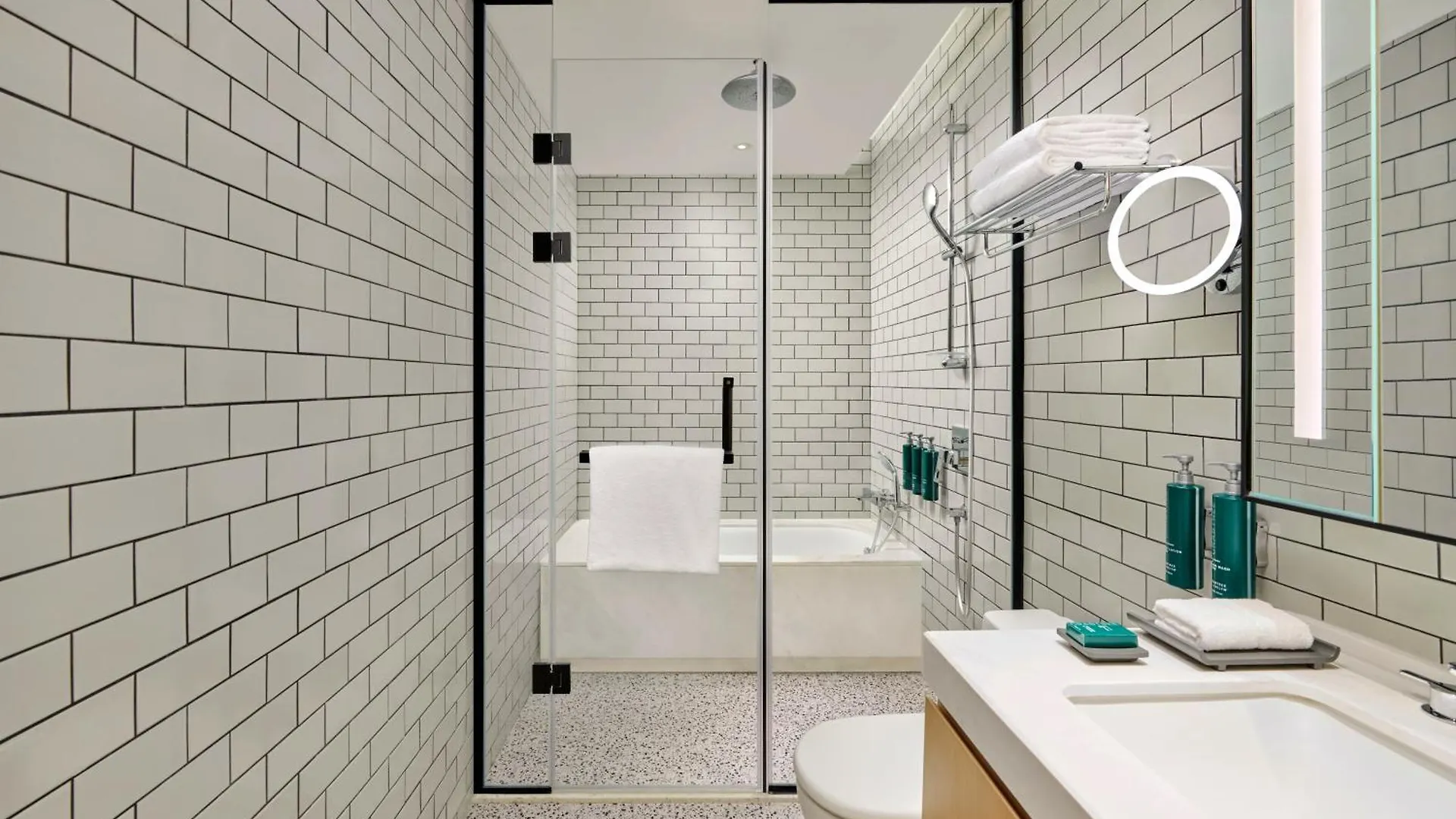 Doubletree By Hilton Shenzhen Airport Residences Hotel